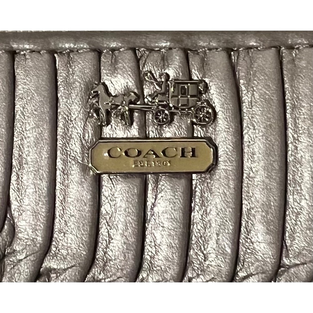 Coach Madison Zip Around Wallet Womens Large Metallic Champagne Pleated Leather - Picture 12 of 13